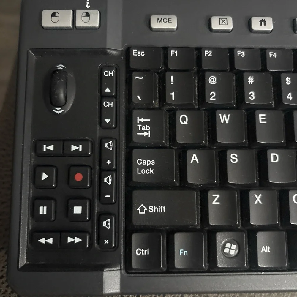koribo compact logitech